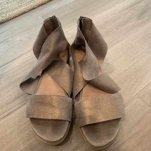 Eileen Fisher platform sandal